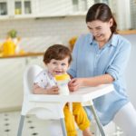 Okiem gastroenterologa: Mleko dla dziecka ? jakie, kiedy i w jakich ilościach?