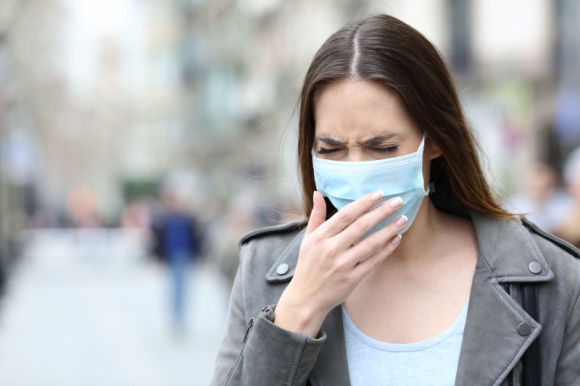 Nie tylko COVID. Jak smog, maseczki i chore budynki działają na układ oddechowy? Zdrowie, LIFESTYLE - O tym, co działa niekorzystnie na nasze płuca oraz jak o nie odpowiednio zadbać mówi dr Leszek Olchowik, alergolog, pulmonolog i pediatra z Centrum Medycznego CMP.