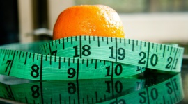 Czy diety mają sens? Zdrowie, LIFESTYLE - Co zrobić, żeby schudnąć? To pytanie spędza sen z powiek. Idź na dietę ? słyszymy i jest to wciąż najpopularniejsze rozwiązanie. Potem wracamy do dawnych nawyków i znowu idziemy na dietę ? i tak w kółko. Czy diety mają w ogóle sens, zapytaliśmy Mariusza Budrowskiego